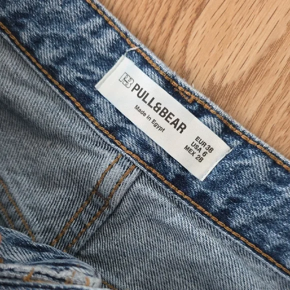 Classic Blue Women's Jeans - Picture 6 of 6